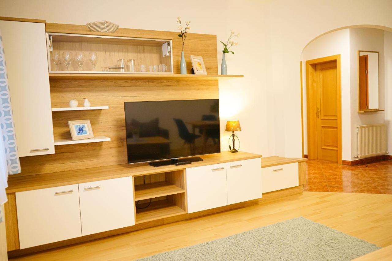 Almtalhotel Appartements In Pettenbach Kültér fotó