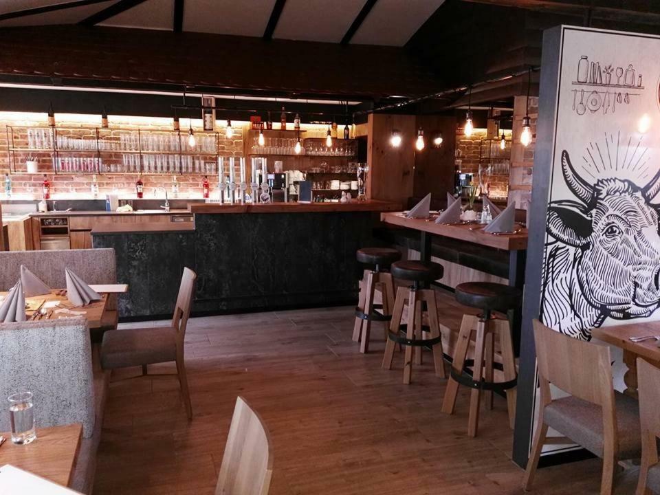 Almtalhotel Appartements In Pettenbach Kültér fotó